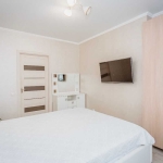 Дава се под наем Двустаен апартамент в София, Зона Б-18 - 65 кв.м за 375 € - Снимка #1