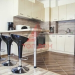 Дава се под наем Двустаен апартамент в Варна, Базар Левски - 66 кв.м за 612 € - Снимка #1