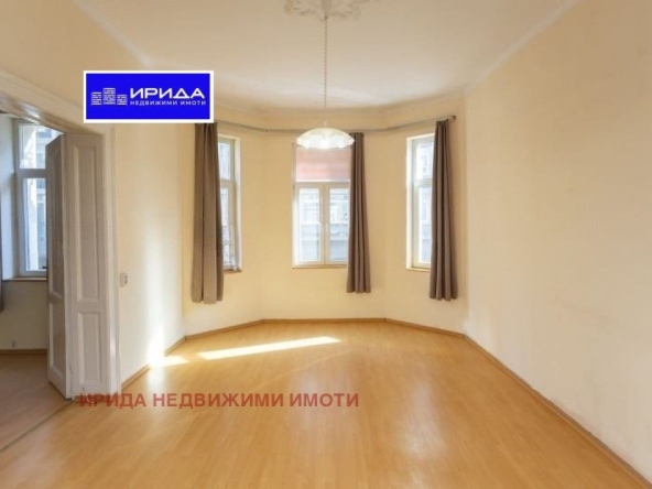 Многостаен апартамент в София, Център - 123 кв.м за 3163 €/кв.м - Снимка #1