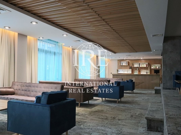 Хотел в Банско - 5300 кв.м за 357 €/кв.м - Снимка #1