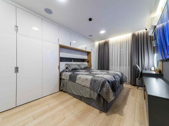 Тристаен апартамент в Първомай - 104 кв.м за 1131 €/кв.м - Снимка #1