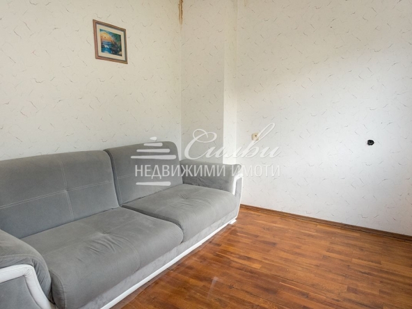 Тристаен апартамент в Шумен, Боян Българанов 2 - 88 кв.м за 1095 €/кв.м - Снимка #1