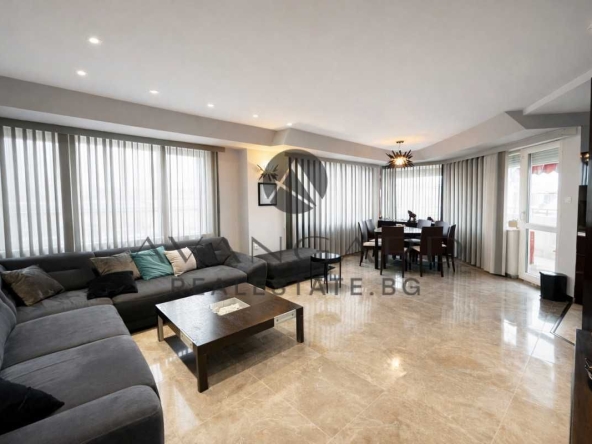 Тристаен апартамент в Пловдив, Кършияка - 128 кв.м за 795 €/кв.м - Снимка #1
