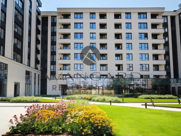 Тристаен апартамент в Пловдив, Център - 132 кв.м за 1808 €/кв.м - Снимка #1