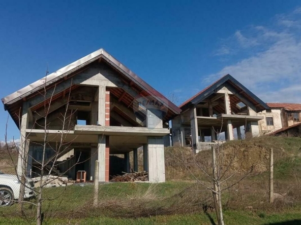Къща в с. Джигурово, Област Благоевград - 174 кв.м за 367 €/кв.м - Снимка #1