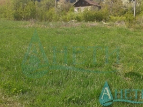 Парцел в София, НПЗ Искър - 2500 кв.м за 180 €/кв.м - Снимка #1