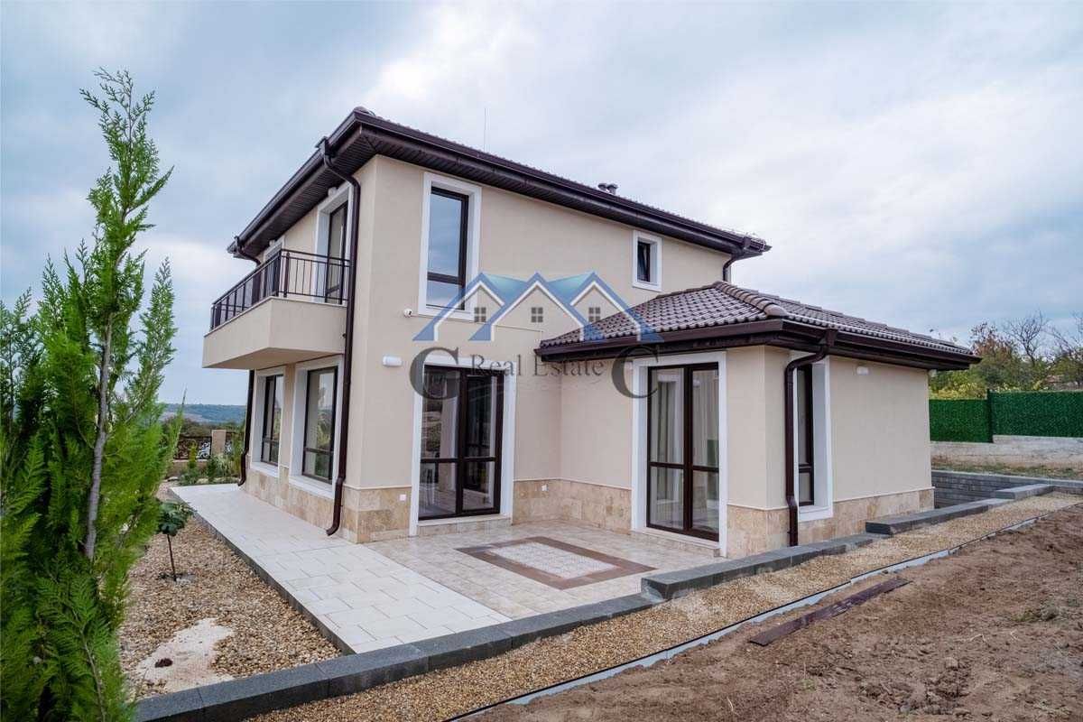 Къща в с. Приселци, Област Варна - 169 кв.м за 755 €/кв.м - Снимка #1