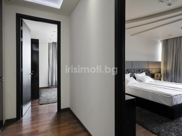 Тристаен апартамент в София, Манастирски ливади - 232 кв.м за 1484 €/кв.м - Снимка #1