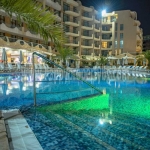 Двустаен апартамент в к.к. Слънчев бряг - 66 кв.м за 894 €/кв.м - Снимка #1