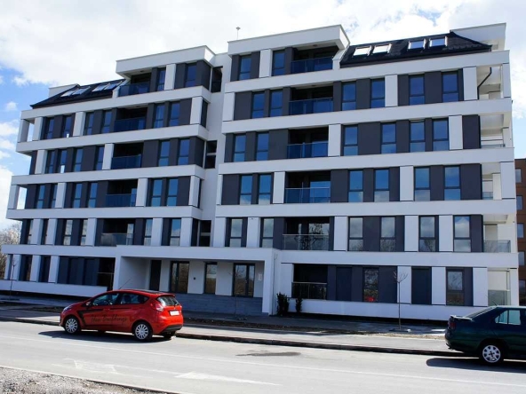 Двустаен апартамент в София, Студентски град - 65 кв.м за 2154 €/кв.м - Снимка #1