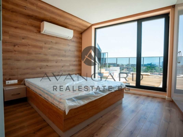 Мезонет в Пловдив, Младежки Хълм - 187 кв.м за 1604 €/кв.м - Снимка #1
