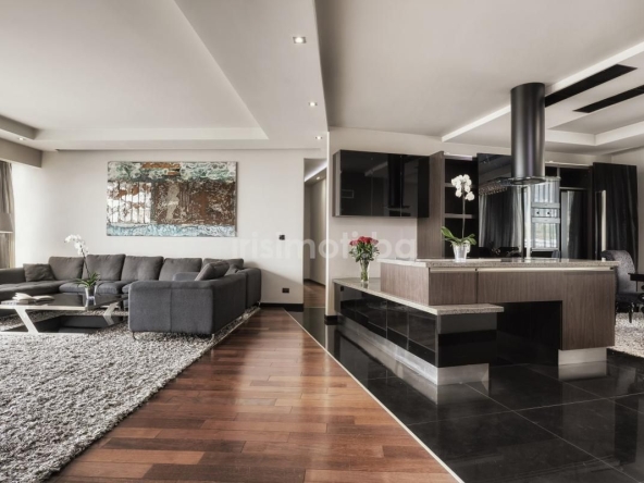 Тристаен апартамент в София, Манастирски ливади - 232 кв.м за 2605 €/кв.м - Снимка #1