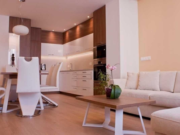 Двустаен апартамент в София, Кръстова вада - 75 кв.м за 2070 €/кв.м - Снимка #1