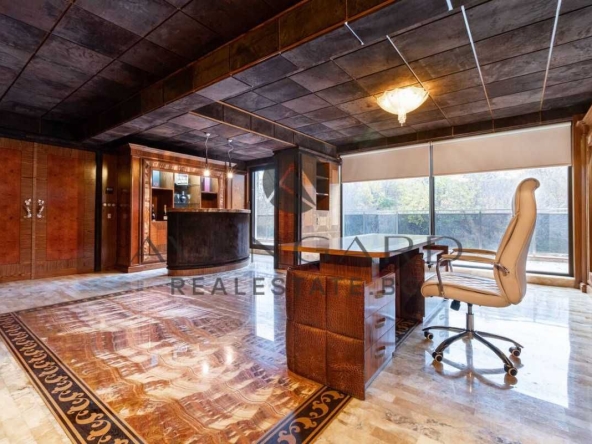 Офис в Пловдив, Център - 277 кв.м за 2206 €/кв.м - Снимка #1