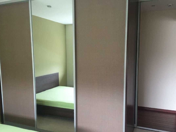 Дава се под наем Двустаен апартамент в Бургас, Изгрев - 60 кв.м за 306 € - Снимка #1