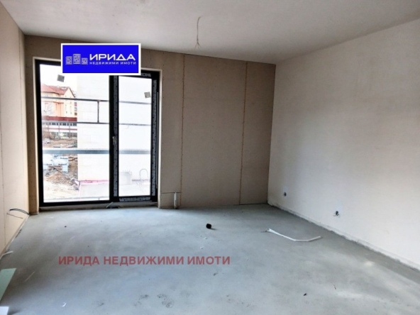 Двустаен апартамент в София, Красно село - 118 кв.м за 1757 €/кв.м - Снимка #1