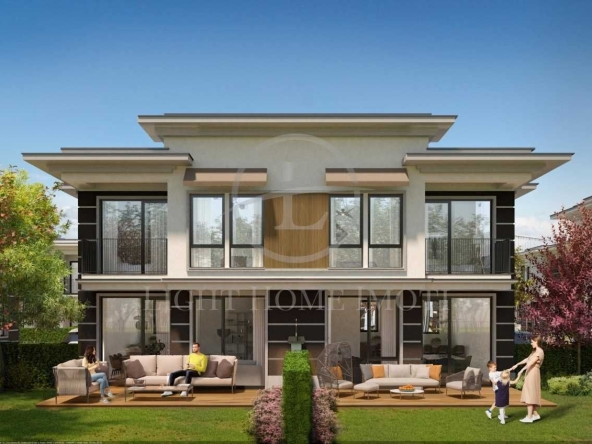 Къща в Пловдив, Остромила - 276 кв.м за 1066 €/кв.м - Снимка #1