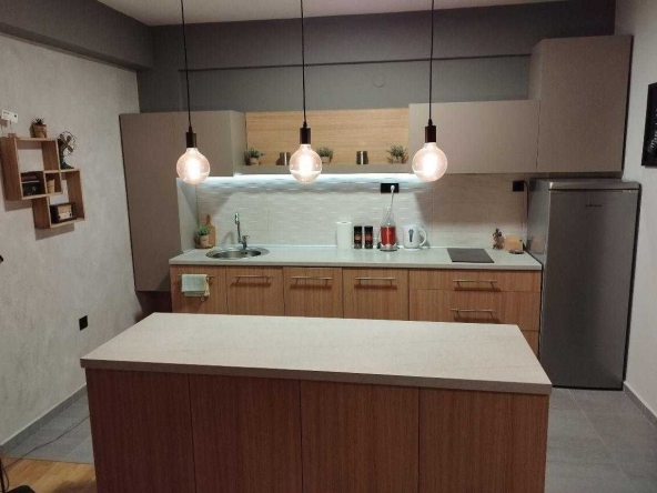 Дава се под наем Двустаен апартамент в Бургас, Братя Миладинови - 67 кв.м за 173.4 € - Снимка #1