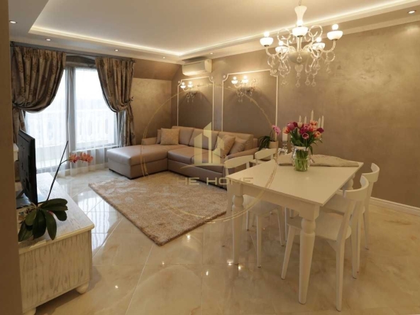 Дава се под наем Двустаен апартамент в Варна, Център - 65 кв.м за 1200 € - Снимка #1