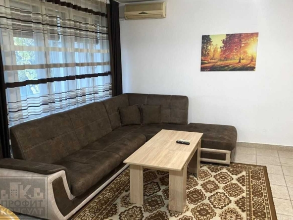 Дава се под наем Тристаен апартамент в Велико Търново, Център - 110 кв.м за 359.04 € - Снимка #1