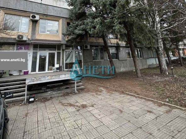 Промишлена сграда в Русе, Промишлена зона - Изток - 252 кв.м за 1500 €/кв.м - Снимка #1
