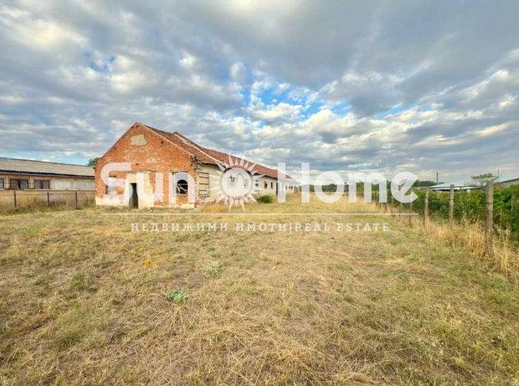 Промишлена сграда в Любимец - 450 кв.м за 147 €/кв.м - Снимка #1