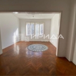 Тристаен апартамент в София, Център - 86 кв.м за 2010 €/кв.м - Снимка #1