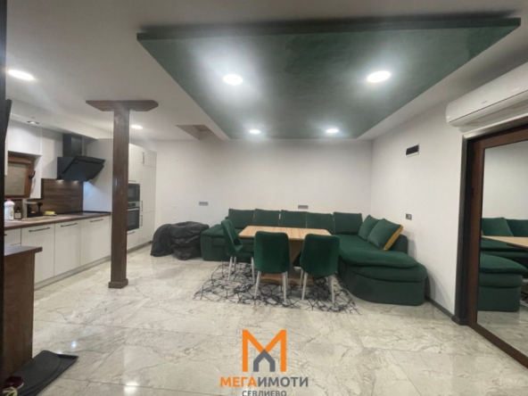 Етаж от къща в Севлиево - 102 кв.м за 665 €/кв.м - Снимка #1