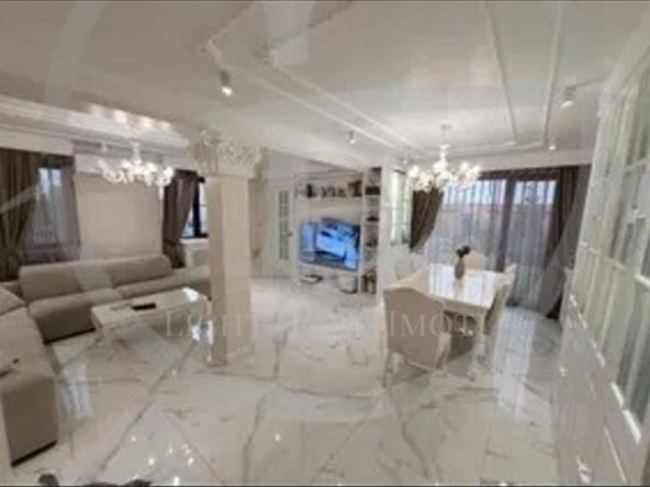 Къща в Пловдив, Беломорски - 220 кв.м за 1739 €/кв.м - Снимка #1