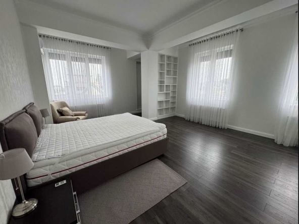 Дава се под наем Двустаен апартамент в София, Дружба 2 - 100 кв.м за 425 € - Снимка #1