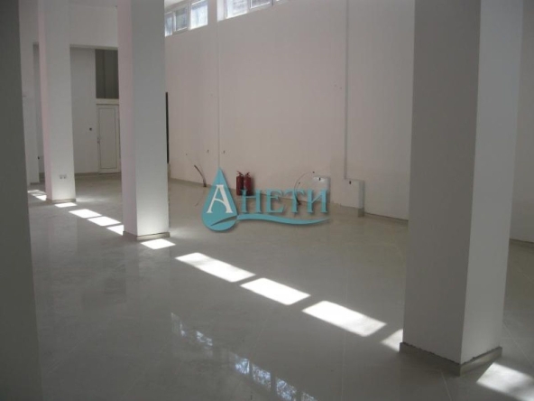 Заведение в София, Зона Б-18 - 732 кв.м за 1230 €/кв.м - Снимка #1