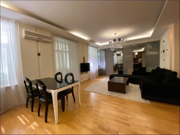 Дава се под наем Двустаен апартамент в София, Център - 65 кв.м за 510 € - Снимка #1