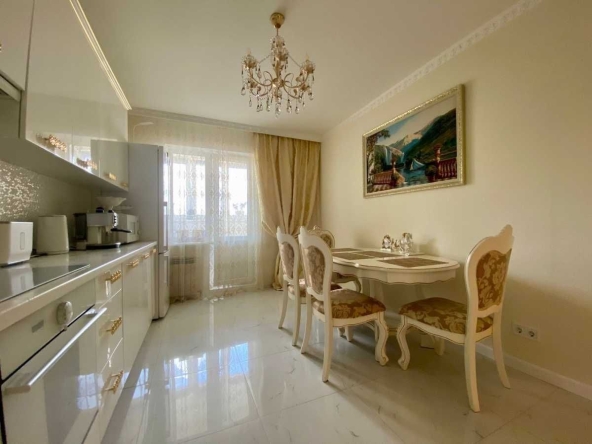 Дава се под наем Двустаен апартамент в София, Красна поляна 1 - 66 кв.м за 612 € - Снимка #1