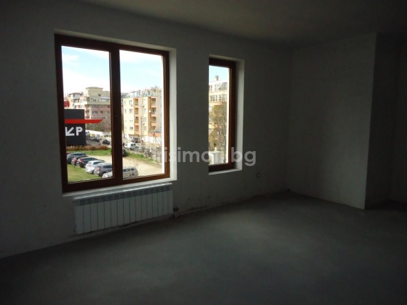 Тристаен апартамент в София, Манастирски ливади - 134 кв.м за 1926 €/кв.м - Снимка #1