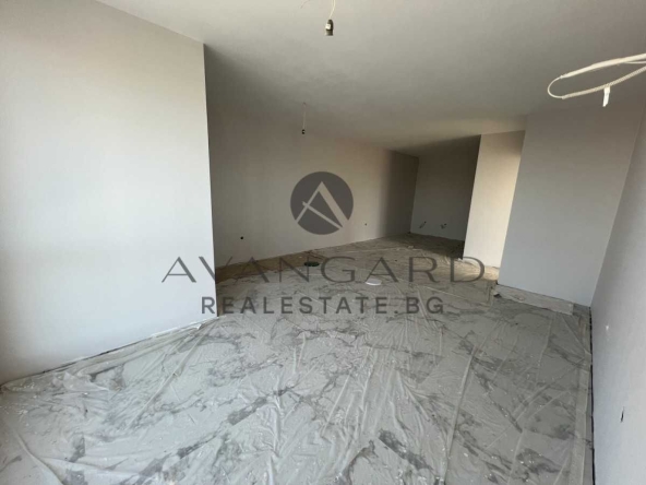 Тристаен апартамент в Пловдив, Кършияка - 120 кв.м за 1530 €/кв.м - Снимка #1