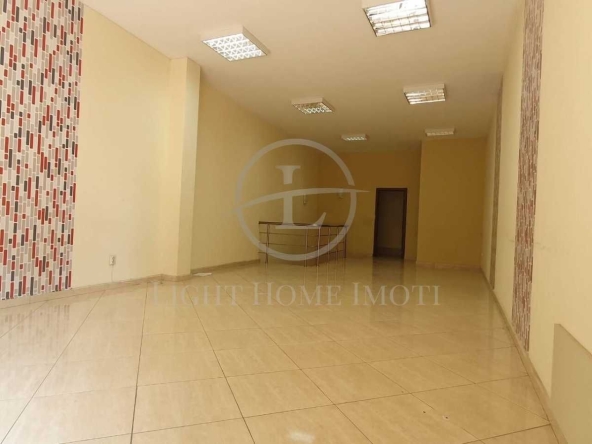 Магазин в Пловдив, Кършияка - 110 кв.м за 1591 €/кв.м - Снимка #1