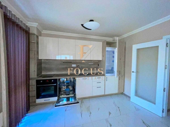 Тристаен апартамент в Пловдив, Христо Смирненски - 136 кв.м за 1854 €/кв.м - Снимка #1