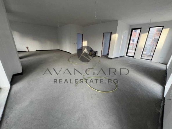 Къща в Пловдив, Беломорски - 350 кв.м за 1137 €/кв.м - Снимка #1