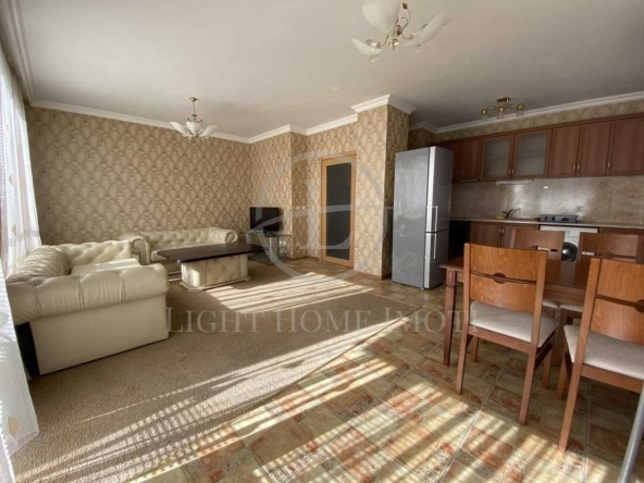 Тристаен апартамент в Пловдив, Кършияка - 117 кв.м за 1800 €/кв.м - Снимка #1
