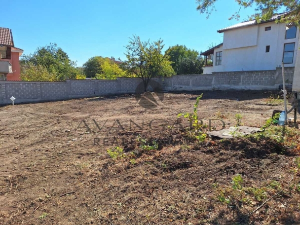 Къща в с. Белащица, Област Пловдив - 200 кв.м за 915 €/кв.м - Снимка #1