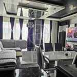 Тристаен апартамент в Пловдив, Кючук Париж - 100 кв.м за 2100 €/кв.м - Снимка #1