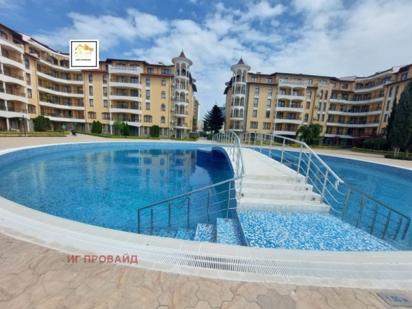 Тристаен апартамент в к.к. Дюни - 81 кв.м за 1093 €/кв.м - Снимка #1
