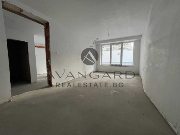 Двустаен апартамент в Пловдив, Кючук Париж - 61 кв.м за 1623 €/кв.м - Снимка #1