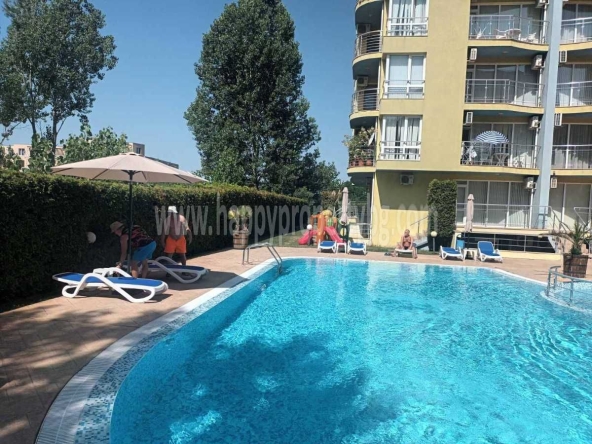 Двустаен апартамент в к.к. Слънчев бряг - 72 кв.м за 973 €/кв.м - Снимка #1