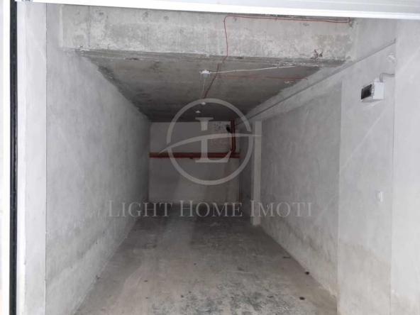 Гараж / Паркомясто в Пловдив, Кючук Париж - 22 кв.м за 905 €/кв.м - Снимка #1