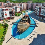 Тристаен апартамент в к.к. Елените - 110 кв.м за 709 €/кв.м - Снимка #1