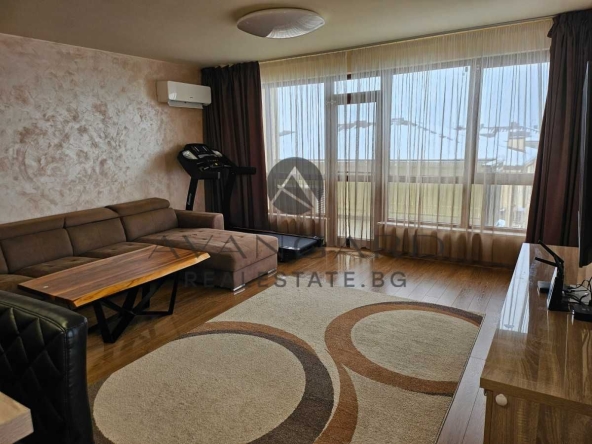 Тристаен апартамент в Пловдив, Остромила - 126 кв.м за 1539 €/кв.м - Снимка #1