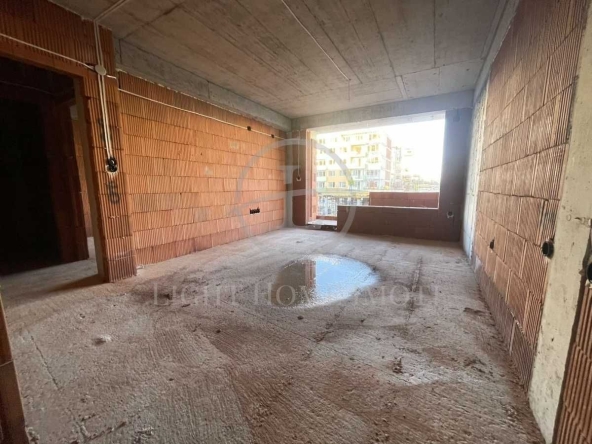 Двустаен апартамент в Пловдив, Кючук Париж - 65 кв.м за 1077 €/кв.м - Снимка #1
