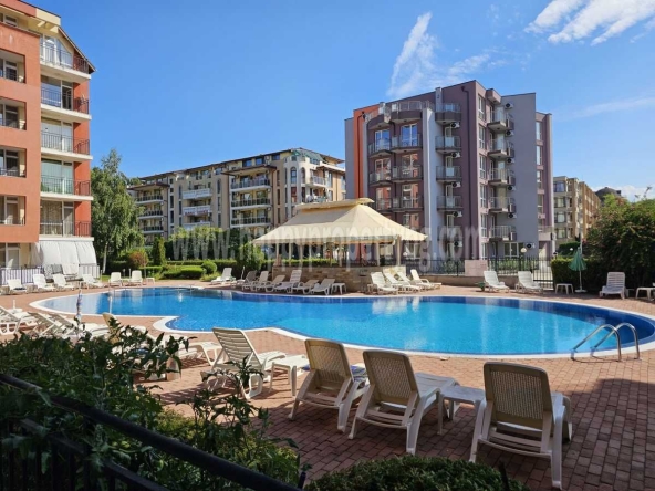 Едностаен апартамент в к.к. Слънчев бряг - 43 кв.м за 977 €/кв.м - Снимка #1