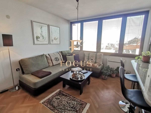 Тристаен апартамент в Пловдив, Център - 109 кв.м за 2354 €/кв.м - Снимка #1